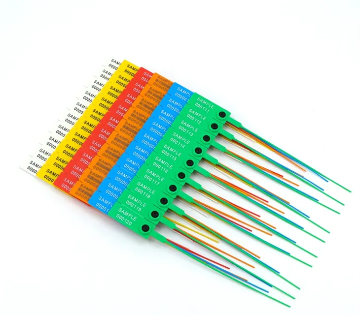 Potiahnite pevné bezpečnostné plastové tesnenie