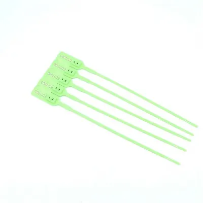 Samosvorné plastové tesnenie